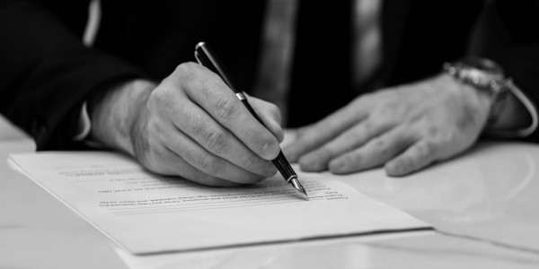 Derecho Inmobiliario / Abogados Inmobiliarios Reus · Redacción y Revisión de Contratos de Arras